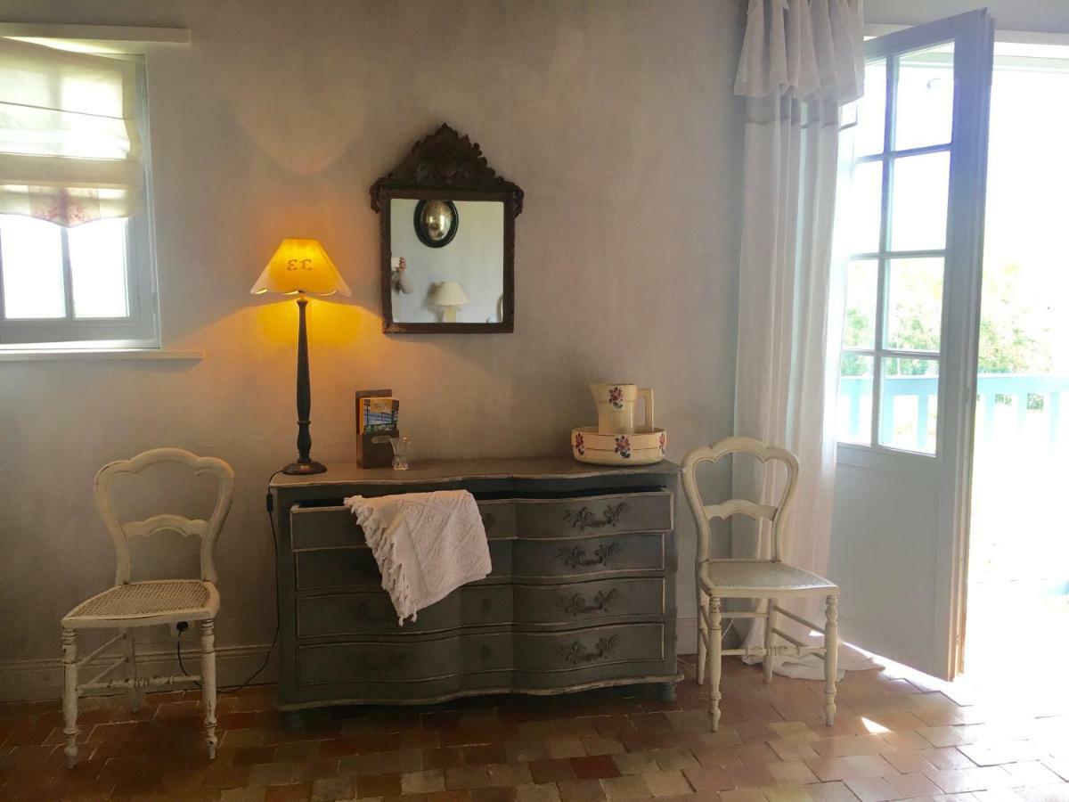 Bed and Breakfast Les Volets Bleus Арканг Экстерьер фото